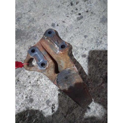 Кронштейн двигателя Renault Premium DCI задний LH (352), 201621-2