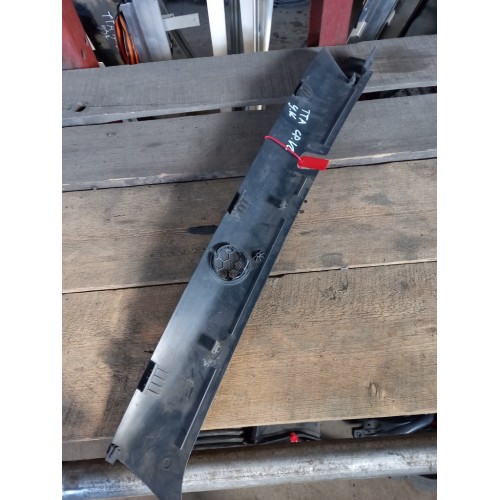 Накладка на стойку лобового стекла MAN TGA внутренняя RH (580), 81624300112-2