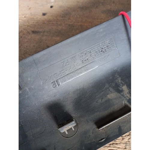 Накладка на стойку лобового стекла MAN TGA внутренняя RH (580), 81624300112-3