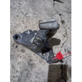 Кронштейн торсиона кабины Scania P340 633245 (050)