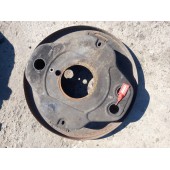 Пыльник тормозного барабана Scania P340 633245 передний RH (910) 