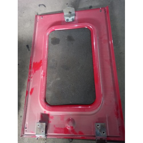 Крышка инструментального ящика DAF 105/95 с петлями (540), -1