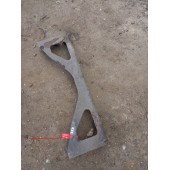 Траверса Scania R480 032962 (между полурессорами) (296)