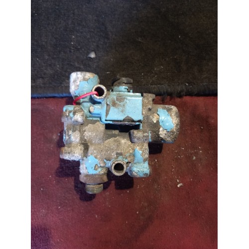 Кран ABS DAF 95/105 (371), 1304635-2