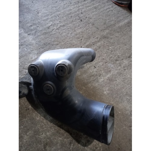 Патрубок воздушного фильтра Renault TS лодочка (709), 21627374-2