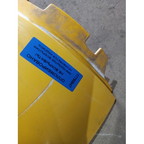 Накладка внешняя (наружняя) на лобовое стекло MAN TGA в.к. XXL LH (647), 81624100043-2