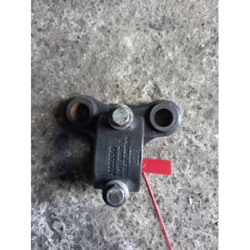 Кронштейн переднего стабилизатора Renault TS (236), 22119002-3