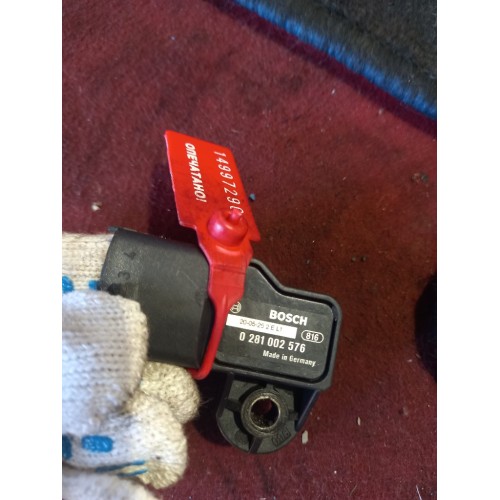 Датчик давления наддува Iveco Stralis (290), 0281002576-3