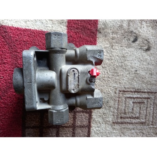 Кран 4-контурный MAN TGX Wabco (676), 9347144000-1