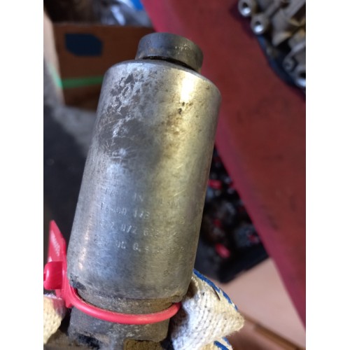 Клапан электромагнитный (соленоид) MAN (633) на 3 контакта, 4720726280-2