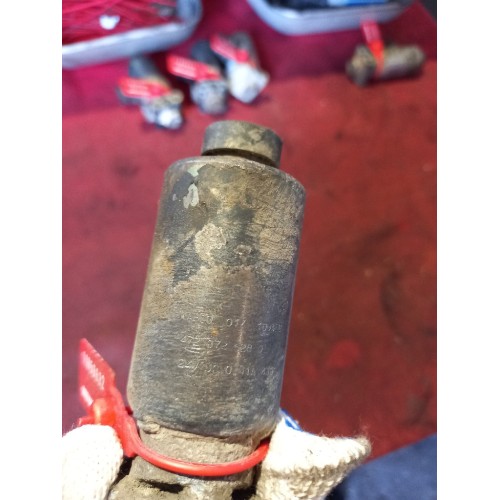 Клапан электромагнитный (соленоид) MAN (632) на 3 контакта, 4720726280-3