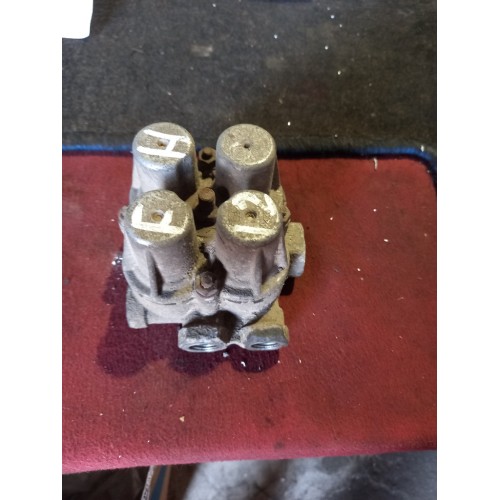 Кран 4-контурный Volvo (634), 