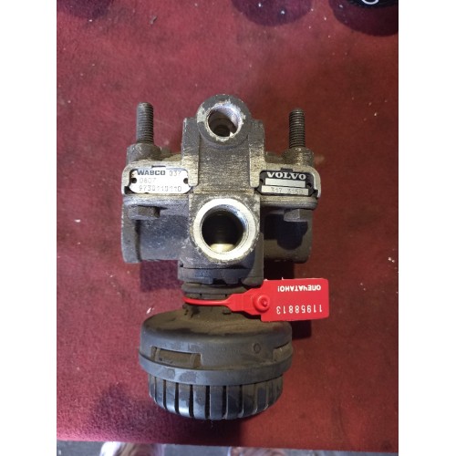 Кран ускорительный Volvo FH-13 (813), 9730110110-2