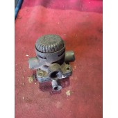 Кран ускорительный MAN/Mercedes (765)