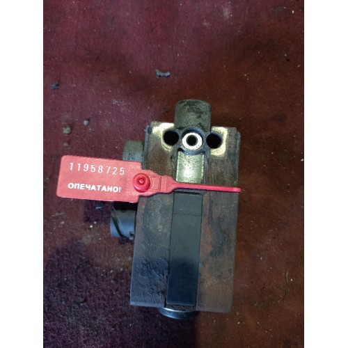 Клапан электромагнитный (соленоид) Mercedes (725), 0049975536-1