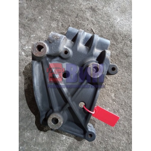 Кронштейн генератора Renault TS (326), 22027552-1