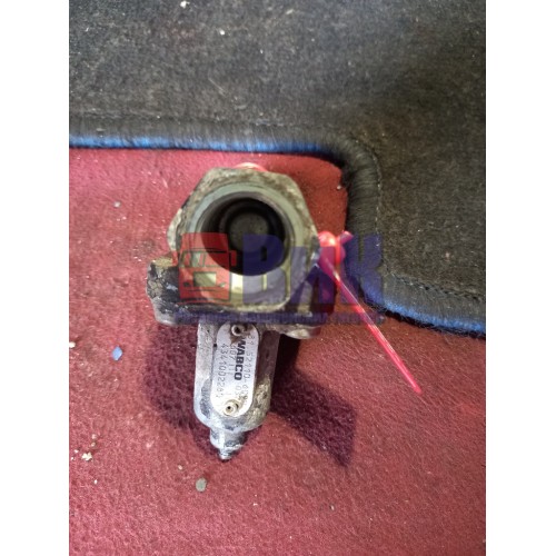 Клапан воздушный MAN пневматический (182), 81521106092-2