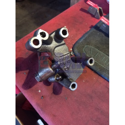 Ось коромысел DAF 106 в сборе (без горняка) (152), 1891926-1