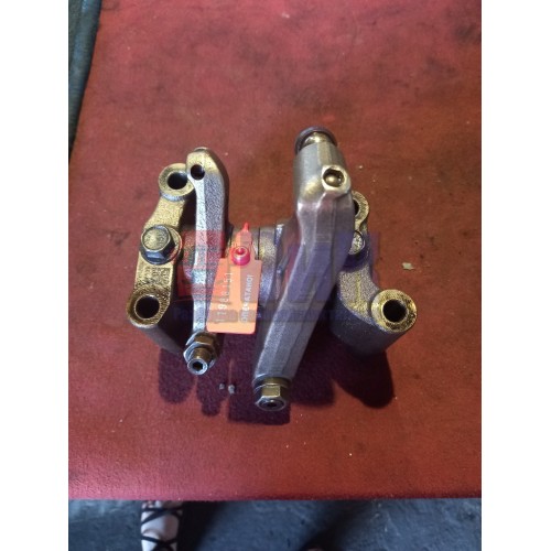 Ось коромысел DAF 106 в сборе (без горняка) (151), 1891926