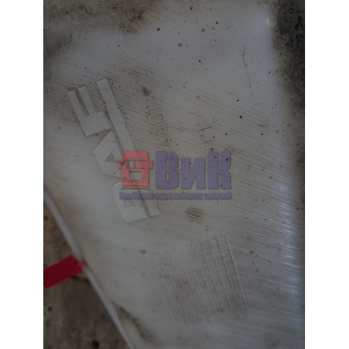 Бачок омывателя DAF 105 920032 в сборе с моторчиком (617), 1664401-2