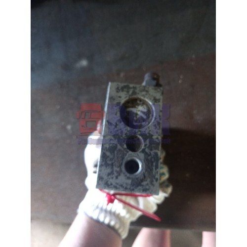 Клапан электромагнитный ретардера Scania 4/5 (593), 1352474-4