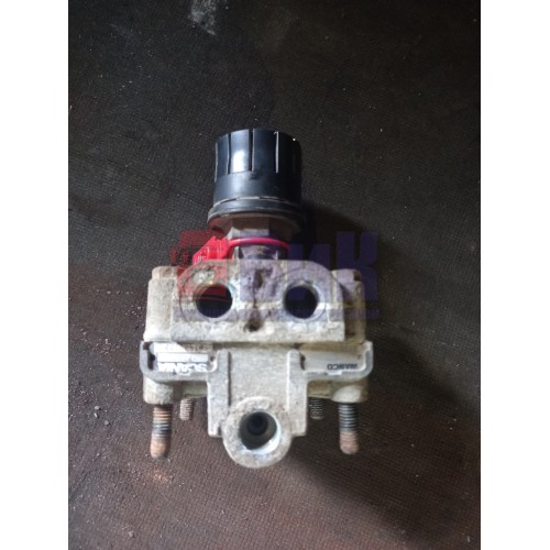 Кран ускорительный Scania R420 119157 (872), 1425183