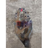 Кронштейн передней рессоры DAF 105 920032 передний RH (961)