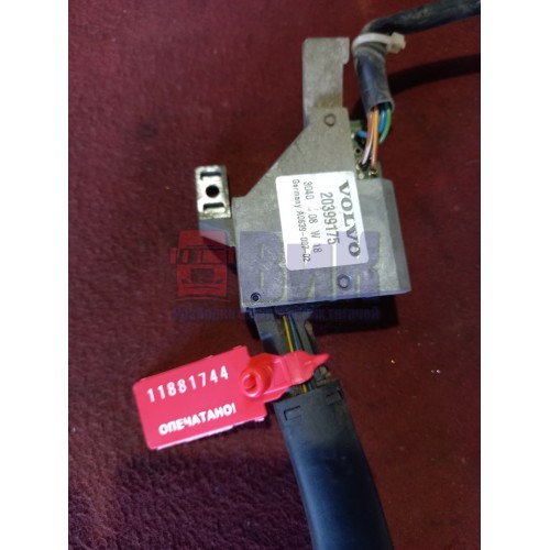 Подрулевой переключатель Volvo FH-12-13 круиз-контроля (744), 20399175-2