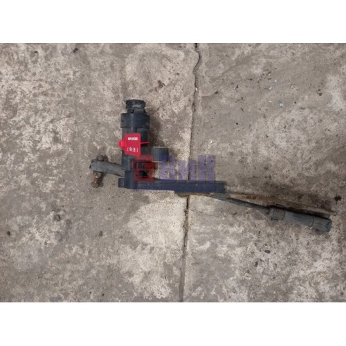 Кран уровня пола DAF 105 901890 с тягой (847), 