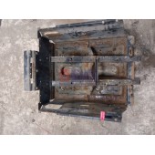 Ящик АКБ DAF 105 901890 в сборе с прижимами (746)