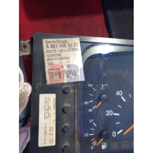 Панель приборов Mercedes Actros (053), 0014465821-2