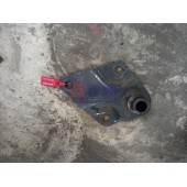 Кронштейн цилиндра подъёма кабины Volvo FM 2007г 657966 (655)