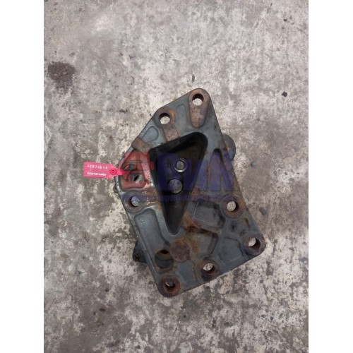 Кронштейн (проставка) ГУРа Volvo FM 657966 (614), 20374843