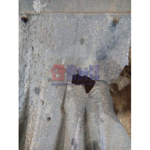 Подкрылок под кабину RH DAF 85 CF 620602 с деф. (539), -3