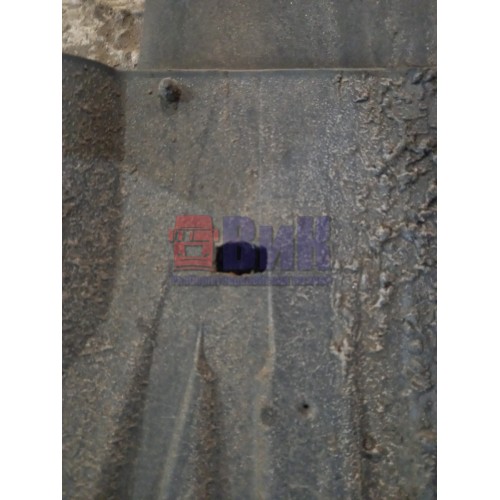 Подкрылок под кабину LH DAF 85 CF 620602 с деф. (540), -3