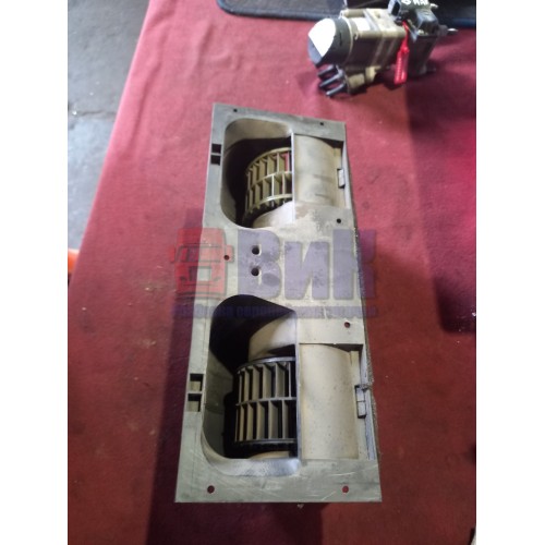 Моторчик отопителя (печки) DAF 95 в корпусе (332), -4