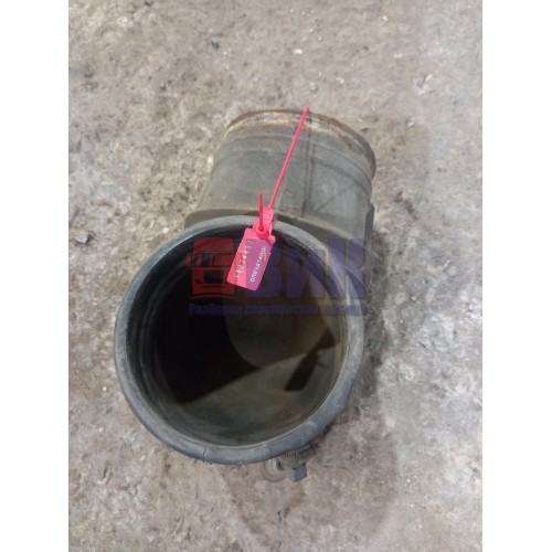 Патрубок воздушного фильтра DAF CF 85 620602 резиновый (437), 1371830-3