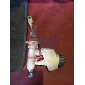 Цилиндр сцепления Renault DCI-420 с бачком (446)