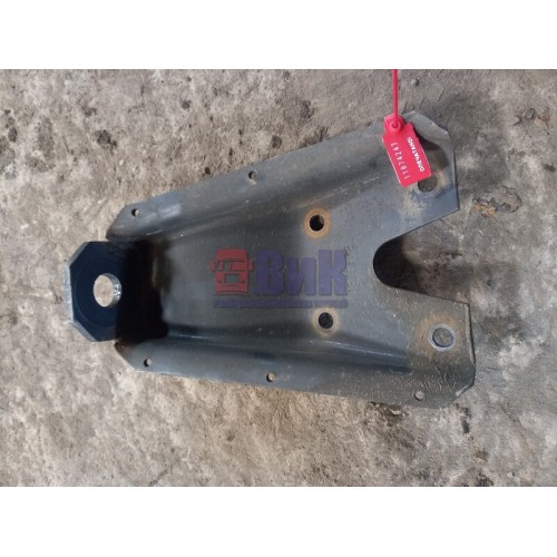 Кронштейн переднего амортизатора Scania R440 248722 верхний (247), 1371578