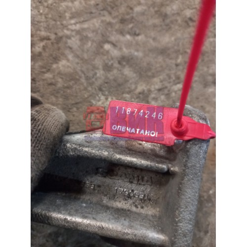 Кронштейн радиатора Scania R440 248722 (246), 1790531-1