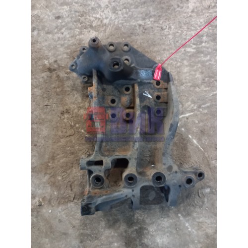 Кронштейн буксировочного пальца Scania R440 248722 LH (149), 1846826