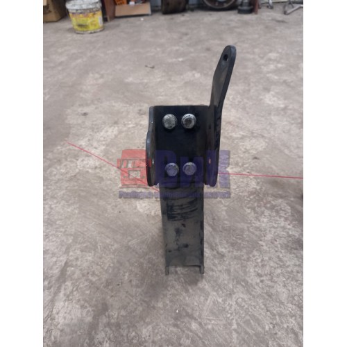 Кронштейн торсиона кабины MAN TGA 490369 ш.к. RH (202), -2