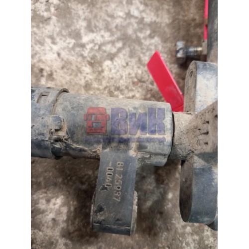 Кран уровня пола MAN TGA 490369 в сборе с тягой (109), 81259370040-1