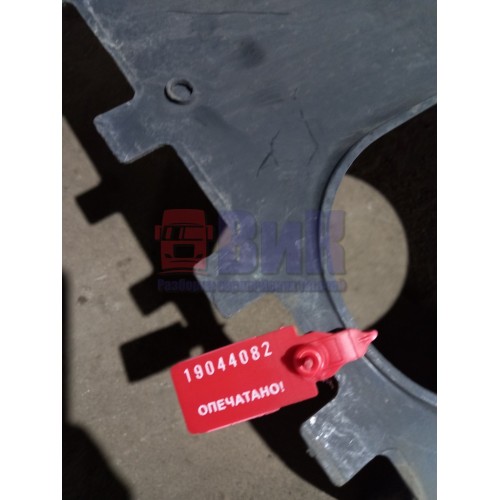 Накладка на подножку Scania 4 (верх) LH (082), 1390075-2