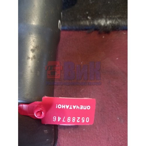 Амортизатор кабины Iveco задний (746), -1