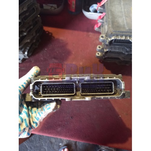 Блок управления двигателем Renault Premium DCI-420 (011), 5010412379-2