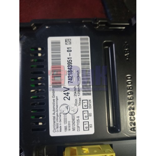 Панель приборов Renault Premium DXI-11 (325), 7421843951-3