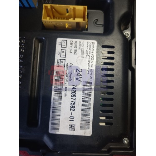 Панель приборов Renault Premium DXI-11 (327), 7420977592-3