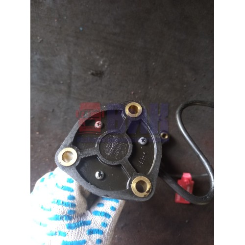 Датчик уровня масла Volvo D12/13 (465), 24424110-1