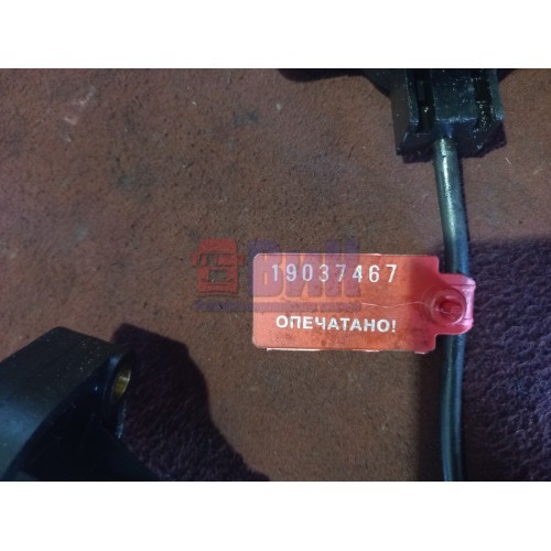 Датчик уровня масла Renault DXI-12 (467), 21042477-2